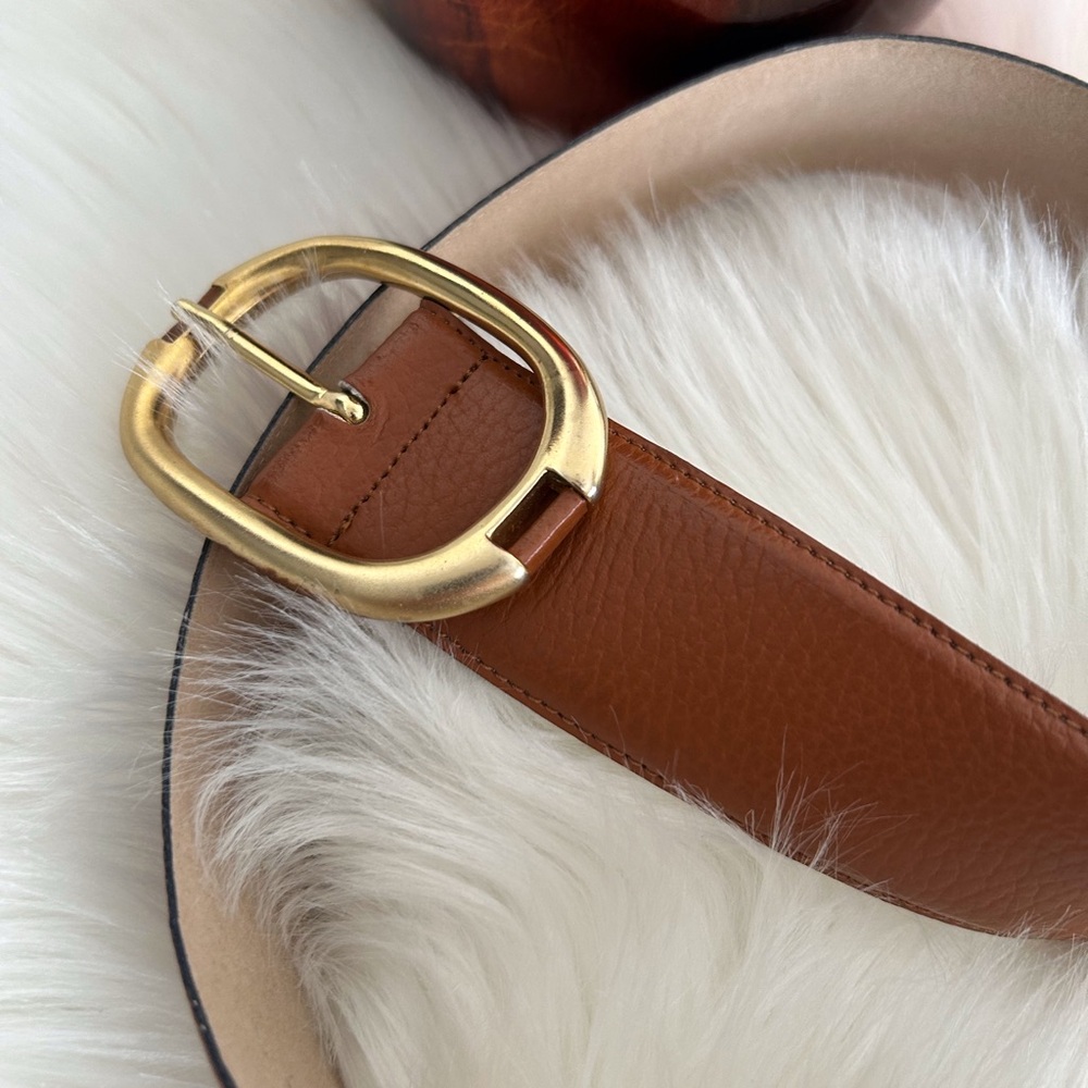 Elegant Brown Leather Belt with Gold Buckle size 30